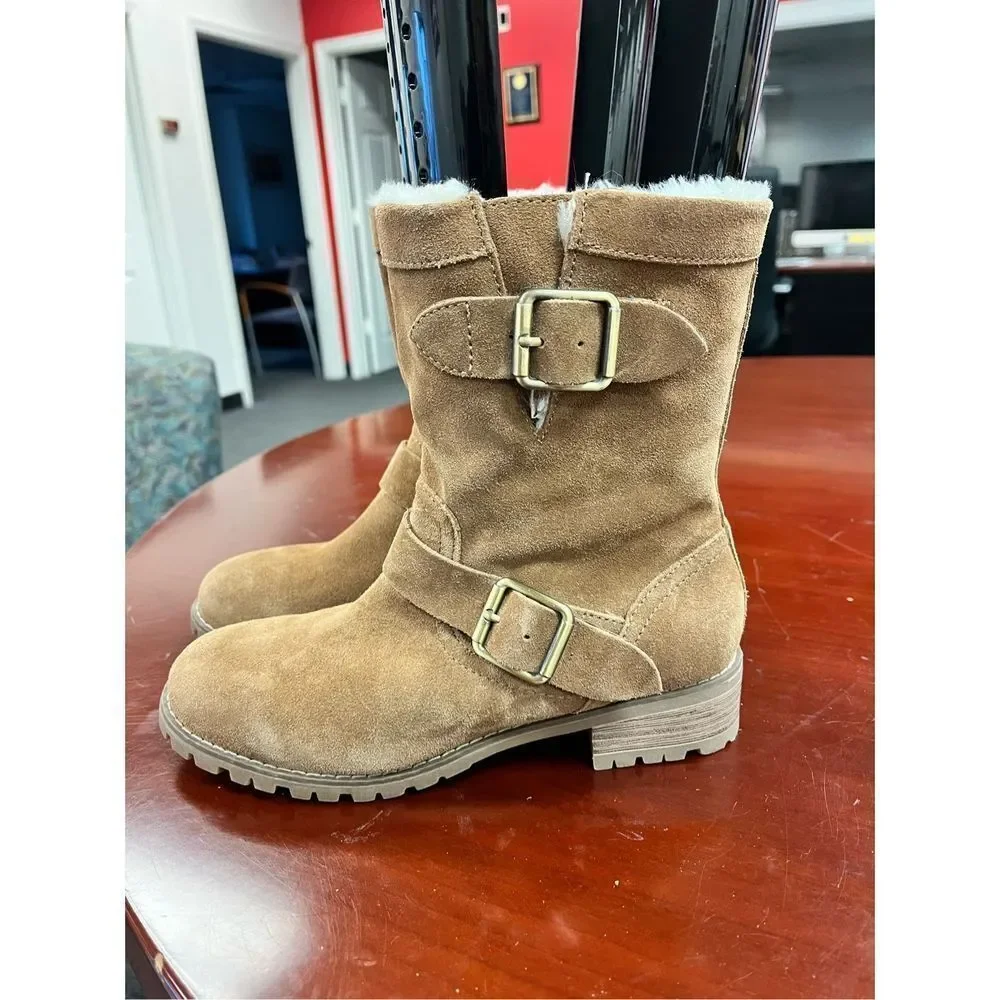 Bjorndal Oslo Light Brown Suede Booties sz 7-1/2 NWOT